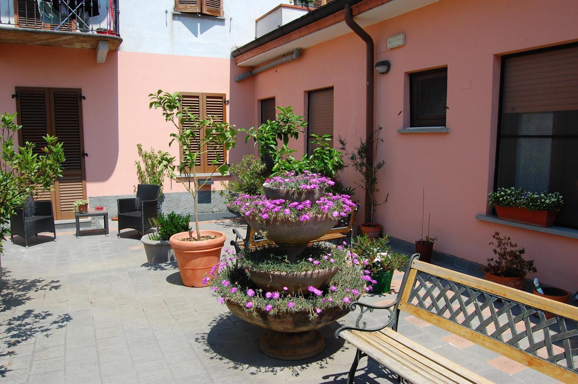 Albergo Visconti Cremona Kültér fotó